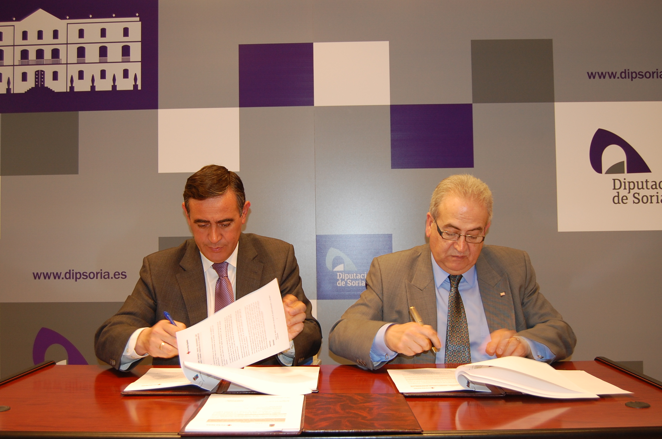 CONVENIOS DE COLABORACIÓN ENTRE LA DIPUTACIÓN DE SORIA Y CRUZ ROJA PARA EL DESARROLLO DE PROGRAMAS DE PROMOCIÓN DEL VOLUNTARIADO Y PREVENCIÓN EN DROGODEPENDENCIAS